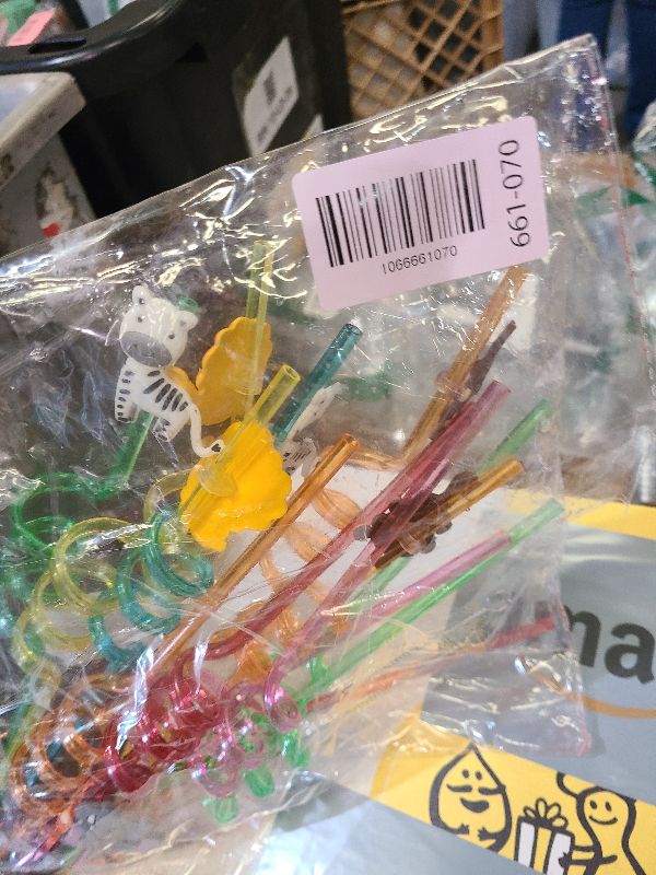 Photo 1 of 24 Reusable Jungle Safari Animals Plastic Straws for Lion Zebra Fox Monkey Giraffe Elephant Woodland Forest Zoo Animal Party Favors Supplies with Cleaning Brush Toy for Kids Boys Girls Friends