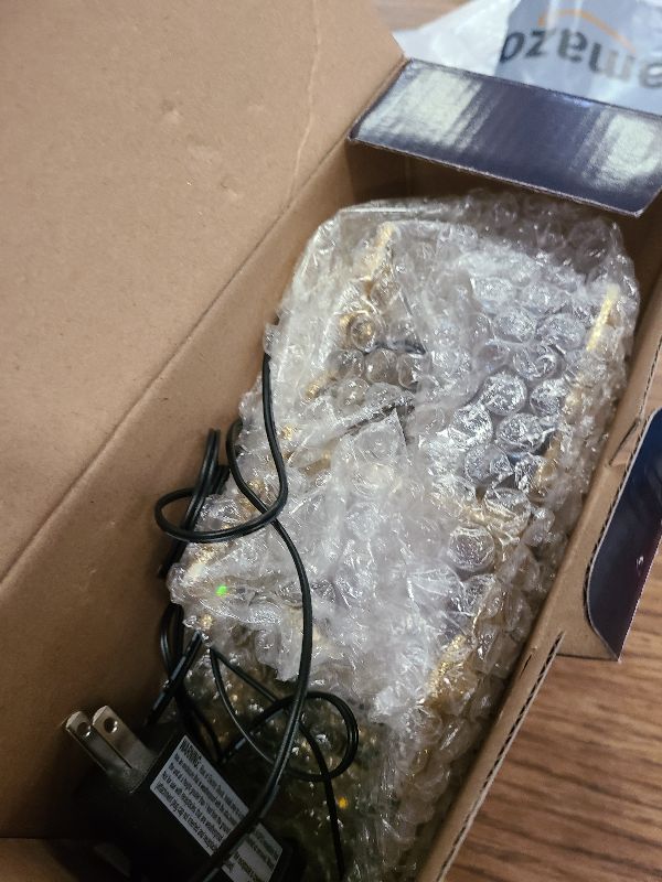 Photo 1 of [6 Patterns] 9.05 inch Christmas Tree Topper Projector Snowflake with 6 Patterns Gold Snowflake Projector Tree Topper Plug in for Indoor Office Xmas New Year Holiday (Gold,3m Cable)