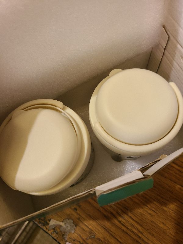 Photo 1 of 2 Pack Overnight Oats Containers with Lids and Handles, Folding Spoons & Divided Compartments for Fruit & Nuts, 16oz Mason Jars for Oatmeal Yogurt Container Chia Pudding Jars with lids (Cream 2pcs)