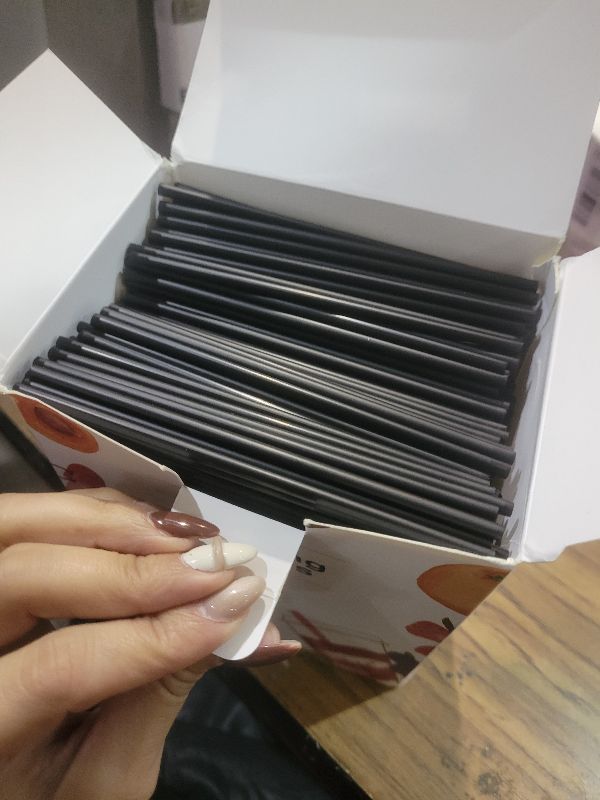 Photo 1 of [1000 Pcs] Black Disposable Cocktail Short Straws - 5 Inch Length 0.16 Inch Diameter Coffee & Cocktail Stirrers Plastic Straws for Whiskey,Bar,Club,Soda,Cocktail,Teas