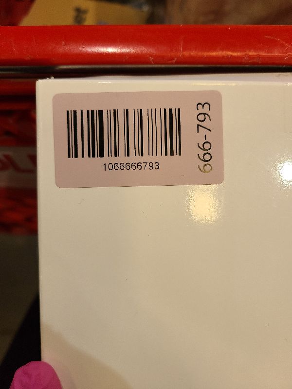 Photo 1 of 100 Valentines Day Heart Garland Streamers Felt Red Banner 16.4ft Burgundy Pink Red Heart Hanging String Garland for Wedding Engagement Anniversary Valentines Decor