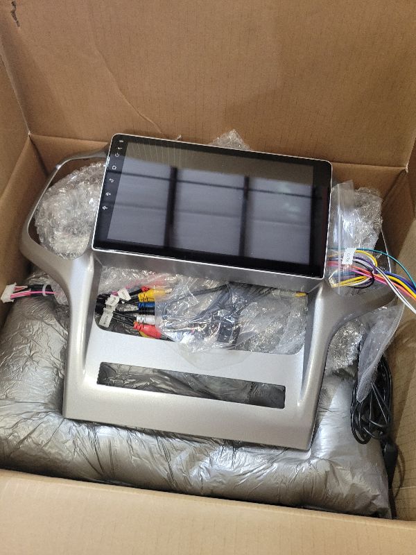 Photo 1 of [2G+32G] Android Car Radio for Jeep Grand Cherokee 2008 2009 2010 2011 2012 2013, 9 inch Touch Screen Car Play Stereo, Carplay/Android Auto/1080P/Bluetooth/SWC + AHD Backup Camera + MIC