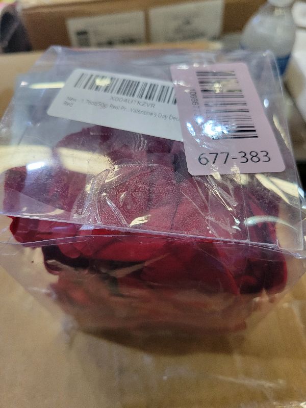 Photo 1 of 1.76oz(50g) Real Preserved Red Rose Flower Petals for Wedding, 1.76oz Preserved Petals for Wedding Proposal Romantic Night Valentine's Day Decor-Red