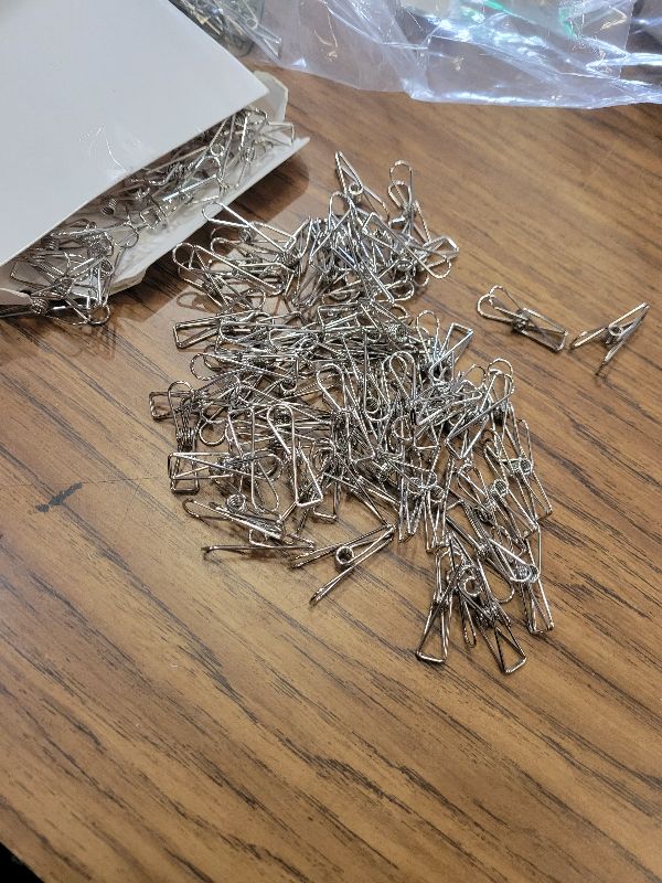 Photo 1 of 100 Pcs Paper Clips Metal Wire Hollow Out Clothespins Multi Purpose Utility Binder Clips Invoice Bill Stainless Steel Hanging Clothes Pins for School Kitchen Outdoor Office(Small,Silver)