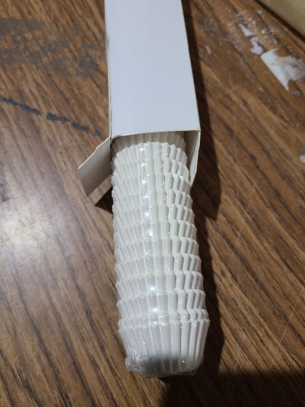 Photo 1 of 1000 Pcs 1 Inch Mini Muffin Liners,Muffin Liner for Baking White Cupcake Papers Baking Cup Liners,Used for 48 Cup Mini Muffin Pan