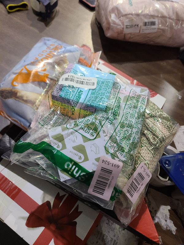 Photo 1 of (18 Pads) Sticky Notes 3x3 inch, Self-Stick Pads Bright Colors Sticky Note, Recyclable, Easy to Post for Home, Office, Notebook