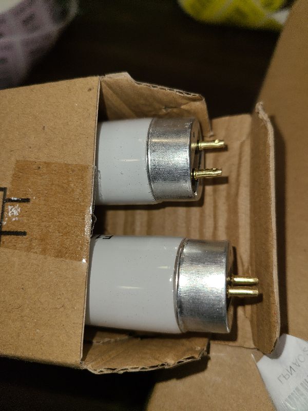 Photo 1 of 18 inch F15T8/WW Fluorescent Light Bulb 15watt F15T8-KB Warm White Replacement Tube,3000K Soft White T8 Linear Lamp for Kitchen and Bath