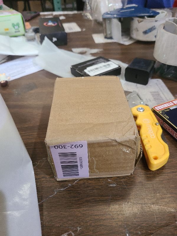 View 2 of 1" Insulated Cable Staples MNM1-600 fit Milwauke Cable Stapler Gun M12 2448-20 for to Wood Surfaces - Fit Milwauke Staples 600 per Box (Cable Staples-300)