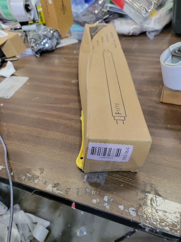 Photo 1 of 18" F15T8/CW RV Fluorescent Light Bulb,T8 15 Watt Cool White Tube,Replacement Bulb for Philips Alto ECO GE Staco Light Fixture,G13 Bi-Pin Base,4100K (4PACK)