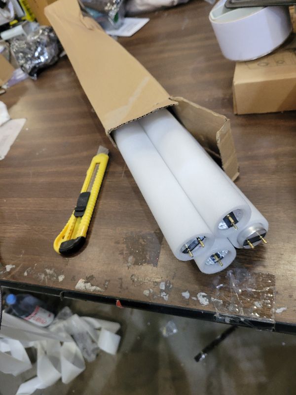 Photo 1 of 18" F15T8/CW RV Fluorescent Light Bulb,T8 15 Watt Cool White Tube,Replacement Bulb for Philips Alto ECO GE Staco Light Fixture,G13 Bi-Pin Base,4100K (4PACK)