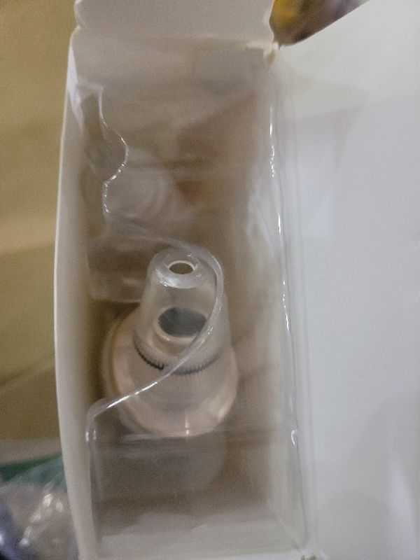 Photo 1 of 2026 Pore Vacuum, USB Rechargeable Blackhead Remover Vacuum,3 Levels Adjustable Pore Vacuum Blackhead Remover, with 5 Suction Power,6 Probes,Face Vacuum Pore Cleanser for Women & Men-White