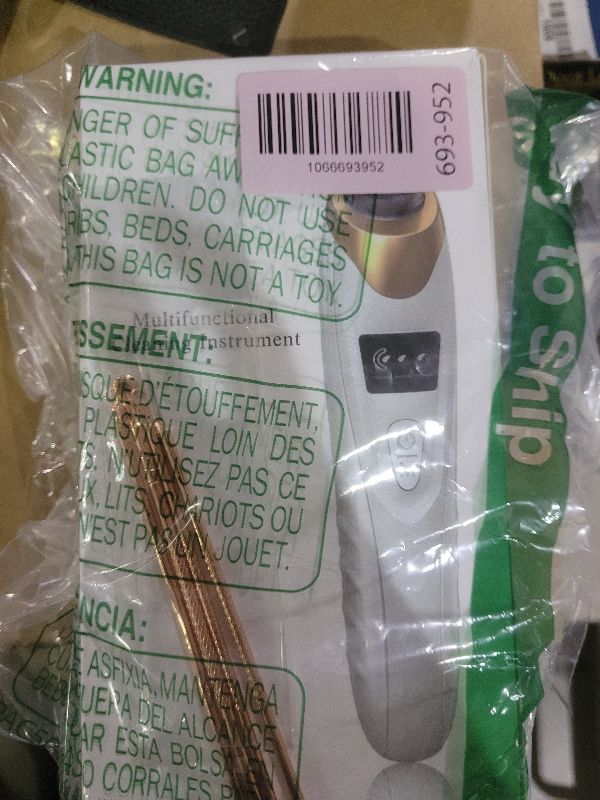 Photo 1 of 2026 Pore Vacuum, USB Rechargeable Blackhead Remover Vacuum,3 Levels Adjustable Pore Vacuum Blackhead Remover, with 5 Suction Power,6 Probes,Face Vacuum Pore Cleanser for Women & Men-White