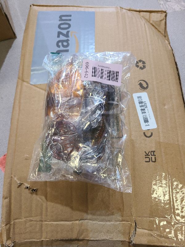 Photo 1 of 18 Pieces Classic Banana Hair Clips Fashionable Hair Comb Clips Fishtail Hair Clip Ponytail Banana Hair Clips for Women Girls, 6 Styles