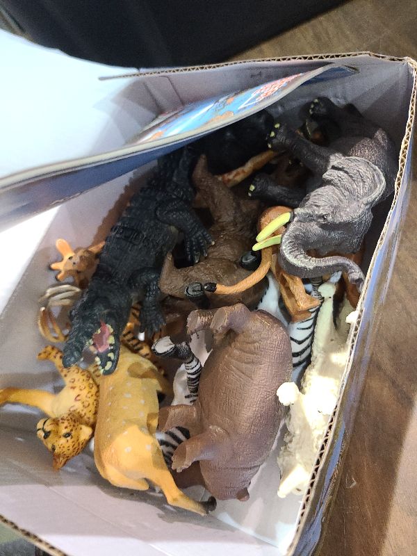 Photo 1 of 13 Pack Wild Animal Toys with Educational Booklet and Gift Box, Realistic Safari Animals Figures for Kids, Plastic Zoo Animals Figurines for Toddler Ages 1-3, Jungle Birthday Party Favor for Boy Girl