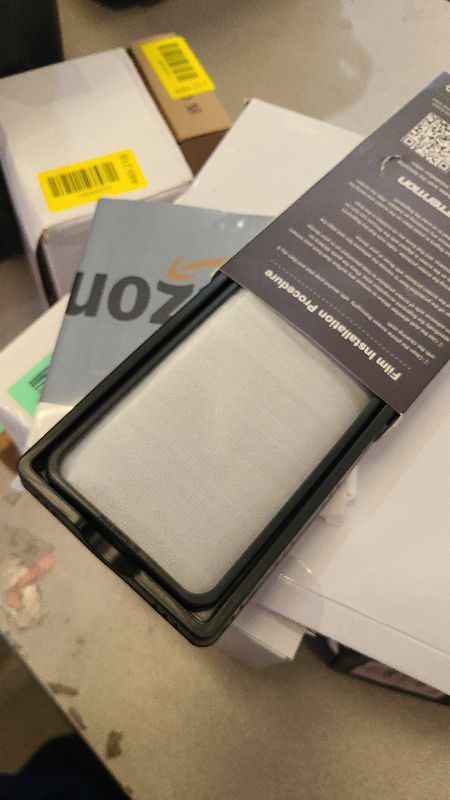 Photo 1 of [2+2 Pack] Privacy Screen Protector for Pixel 10 Pro XL Tempered Glass with Camera Lens Protectors - 9H Hardness, Anti Spy, Support Fingerprint Unlock, Black