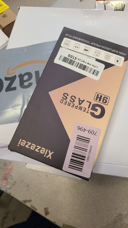 Photo 1 of [2+2 Pack] Privacy Screen Protector for Pixel 10 Pro XL Tempered Glass with Camera Lens Protectors - 9H Hardness, Anti Spy, Support Fingerprint Unlock, Black