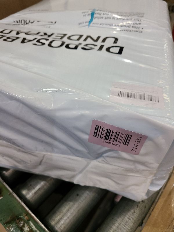 Photo 1 of 100 Count Super Absorbency 30" X 36" Disposable Underpads, Leakproof Quick Drying, Extra Large Thicker Pee Pads for Adult