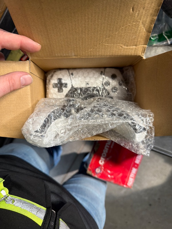 Photo 1 of ***CONTROLLERS ONLY***

AQHH 2025 Retro Gaming Console, Retro Game Stick with 4K HDMI, Classic Video Games, Upgraded Dual 2.4G Wireless Controllers 64GB