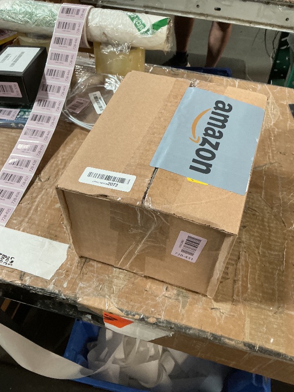 Photo 1 of ***MISSING PARTS***
Pyrex (6) 7200 2 Cup Glass Bowls & (6) 7200-PC Red Food Storage Replacement Lids - Made in USA