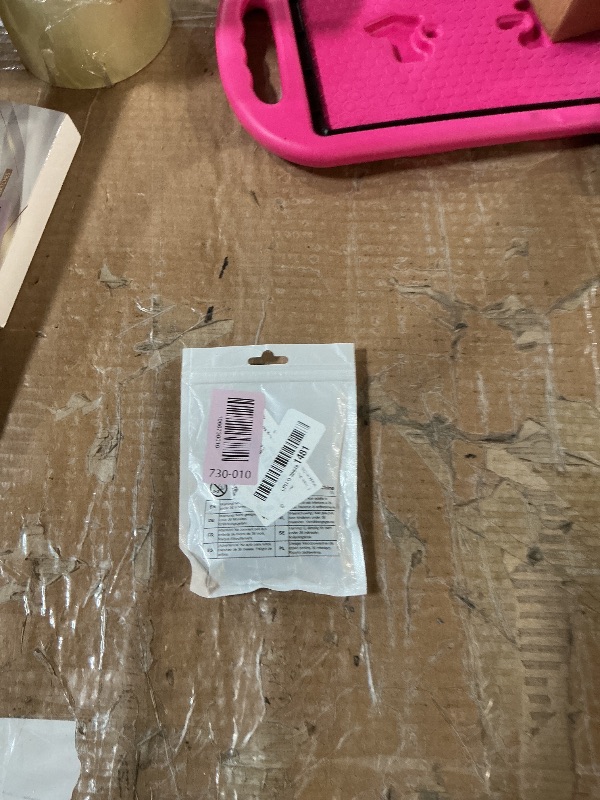 Photo 1 of 1 Inch Oval Carabiner, 6 Pack Small Metal Carabiner Clip,O Rings Spring Snap Hook, Purse Keychain Replacement for Lanyard Keychain, Car Key Rings Hook, Outdoor Camping Fishing Wallet, Dog Tag Clips