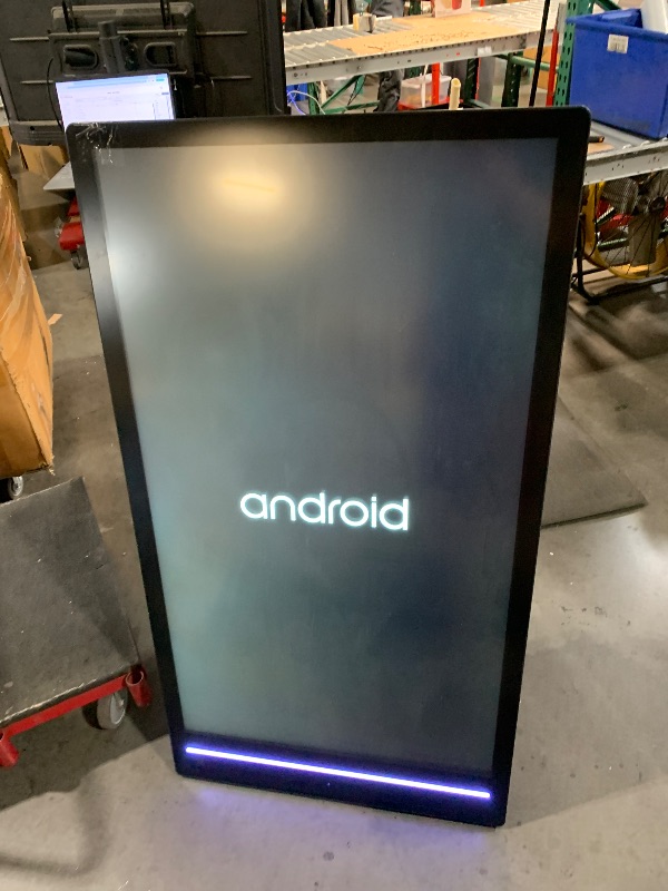 Photo 1 of ***MISSING A CORD***
55'' Outdoor Portable Digital Signage Display, 2000 Nits Brightness, IP65 Waterproof, Android 14 (RK3568S, 4+32G), 60000mAh Battery, App Remote Control, Commercial Advertising Screen