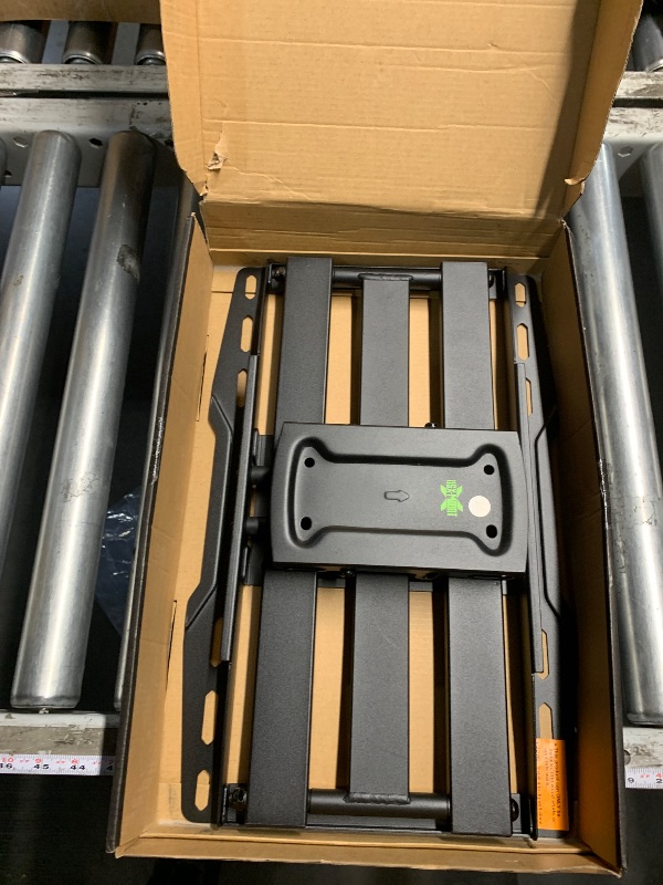 Photo 1 of ***MISSING HAARDWARE***
USX Mount Full Motion TV Wall Mount for 42-86 inch, TV Mount Swivel and Tilt,Wall Mount Bracket with Dual Articulating Arms Up to 132lbs, VESA 600x400mm, Max 16" Wood Studs, UL Listed XML019