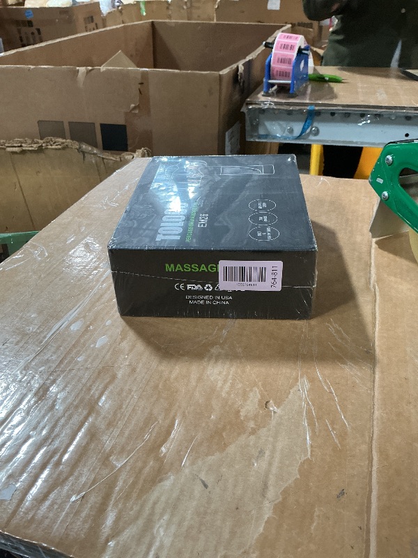 Photo 1 of * factory sealed *
TOLOCO Massage Gun Deep Tissue, Percussion Massage Gun with 10 Replacement Heads, Super Quiet Portable Electric Massager for Athletes, Relax, Black