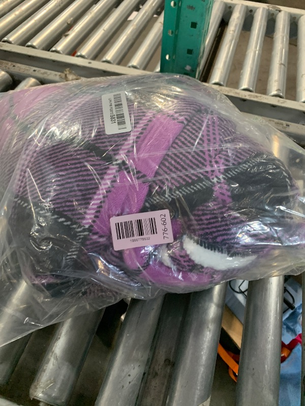 Photo 1 of ***Missing cord***Electric Blanket Heated Throw, Soft Flannel 50"x60" Plaid Heating Blanket with 8 Hours Auto Off 10 Fast Heating Levels Machine Washable Sherpa Heated Blanket with Overheating Protection