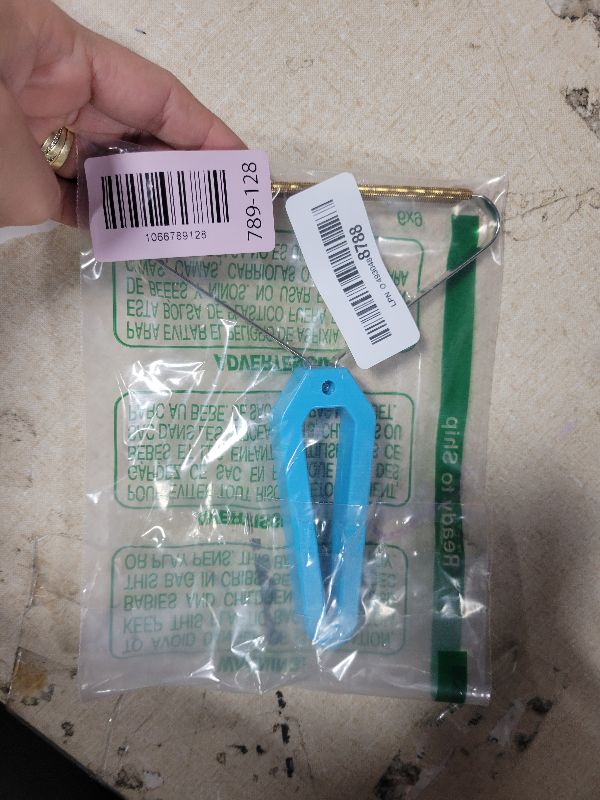 Photo 1 of 1 PCS Pet Hair Removal Tool - Lint Remover, Carpet Scraper & Shaver for Carpets - Dog & Cat Hair Remover with Carpet Rake for Car,Rugs,Couch,Furniture - Fur Cleaner Tool