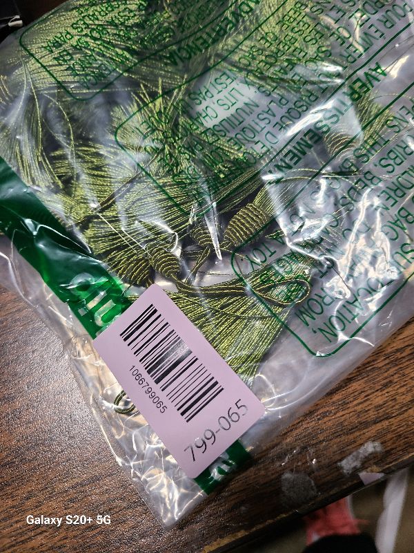 Photo 1 of 20pcs 5.5Inch Craft Tassels Handmade Polyester Filament Embellishments for Keychain Earring Jewelry Making, Souvenir, Graduation,Clothing Sewing,Gift Tag DIY Craft Projects. (Military Green 1)