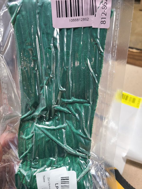 Photo 1 of 100 Pieces  Cleaners Chenille Stem, Green Pipe Cleaners Set for DIY Arts Crafts Decorations (Green)