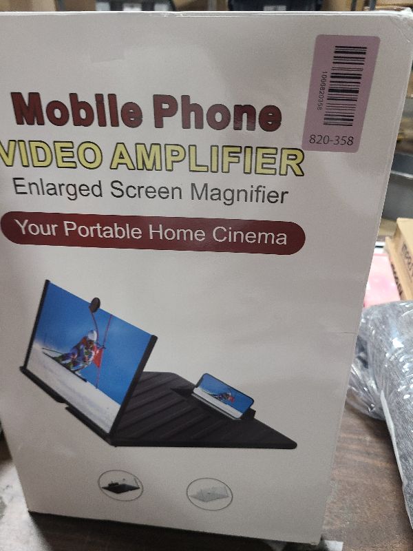 Photo 1 of 20 inch Screen Magnifier for Smartphone,3D HD Screen Expanders for Movies, Videos, and Gaming, Screen Magnifier with Adjustable Angle Design Amplifier Desktop Magnifying for Seniors Reading