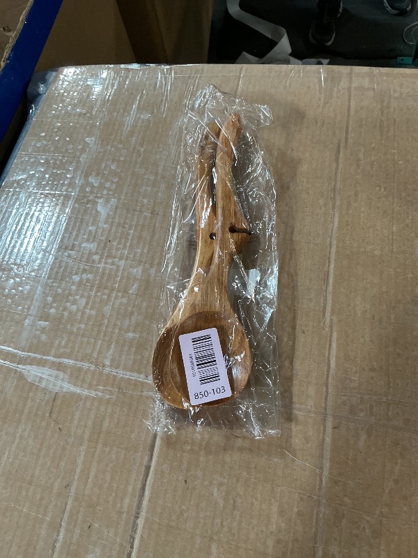 Photo 1 of ** only comes with two **
Hanging Utensils