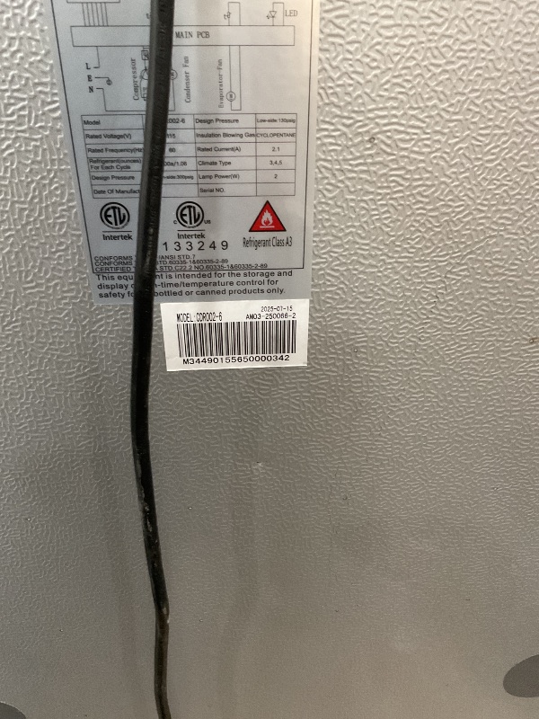 Photo 1 of ***********FOR PARTS, ITEM IS NONFUNCTIONAL- Broken circuit************
ICEVIVAL 6 Cu.Ft Commercial Refrigerators, Display Fridge with Double-Tempered Glass Door, Beverage Cooler for Bar, Office, Restaurant, Outdoor Beverage Refrigerator with Locking, Key