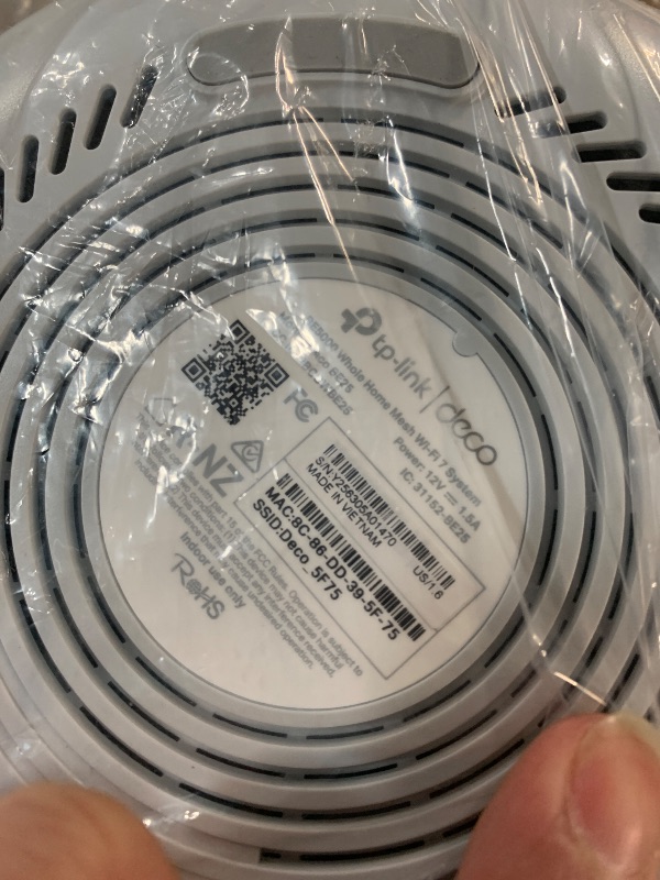Photo 1 of ***MISSING CORDS*** TP-Link Deco 7 BE25 Dual-Band BE5000 WiFi 7 Mesh Wi-Fi System | 4-Stream 5 Gbps, 240 Mhz Channels | Covers up to 4,600 Sq.Ft | 2X 2.5G Ports Wired Backhaul | VPN,MLO, AI-Roaming, HomeShield, 2-Pack