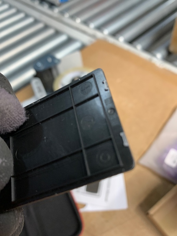 Photo 1 of ***BACK COVER BROKEN***
R36T Retro Handheld Game Console,WiFi Download Multiple Emulators,3.5'' IPS Screen,Retro Gaming Console Support WiFi Networked Fighting and OTG,Video Game Player for Christmas(Wood Grain Black)