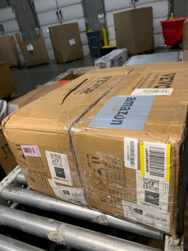 Photo 1 of ***20 PACK***
VEVOR Winch Straps, 4" x 30', 6000 lbs Load Capacity, 18000 lbs Break Strength, Truck Straps with Flat Hook, Flatbed Tie Downs Cargo Control for Trailers, Farms, Rescues, Tree Saver, Yellow (20 Pack)
