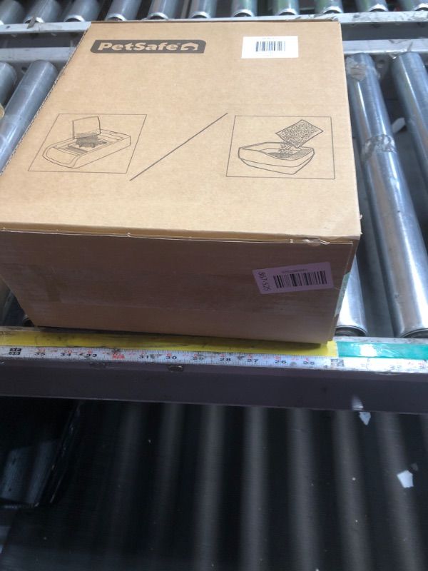 Photo 1 of ***FACTORY SEALED***PetSafe ScoopFree Premium Crystal Cat Litter - Outperforms Clay Litter - Refill Packs - Reusable Tray Compatible - Fresh Scent - 4.3 lb Bags - 2 Pack