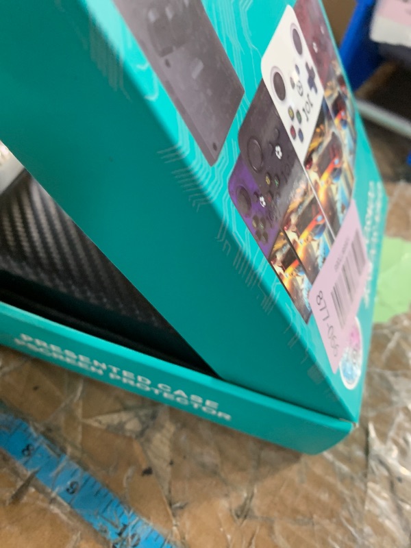 Photo 1 of ?R36MAX 4000mAh Portable Rechargeable Handheld Retro Game Console,Comfort Non-Slip Handheld Standing Retro Game Console with 64G TF Car,4.0-inch Screen,for Office,White