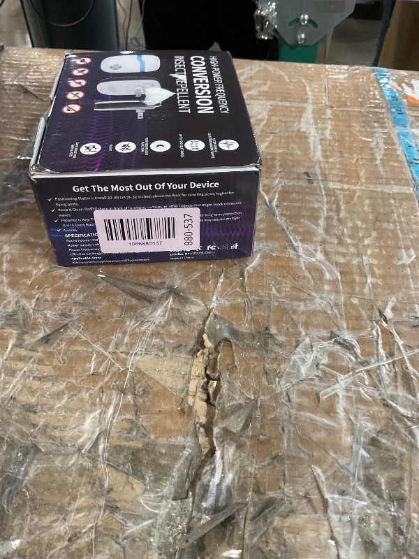 Photo 1 of (2025 Upgraded) Ultrasonic Insect & Pest Indoor Repeller, Plug-in Control Device Electronic Repellent for Rodent, Mice, Rats, Roaches, Bugs, Ants, Spiders, Mosquitoes, Silent for Home (6 Pack)