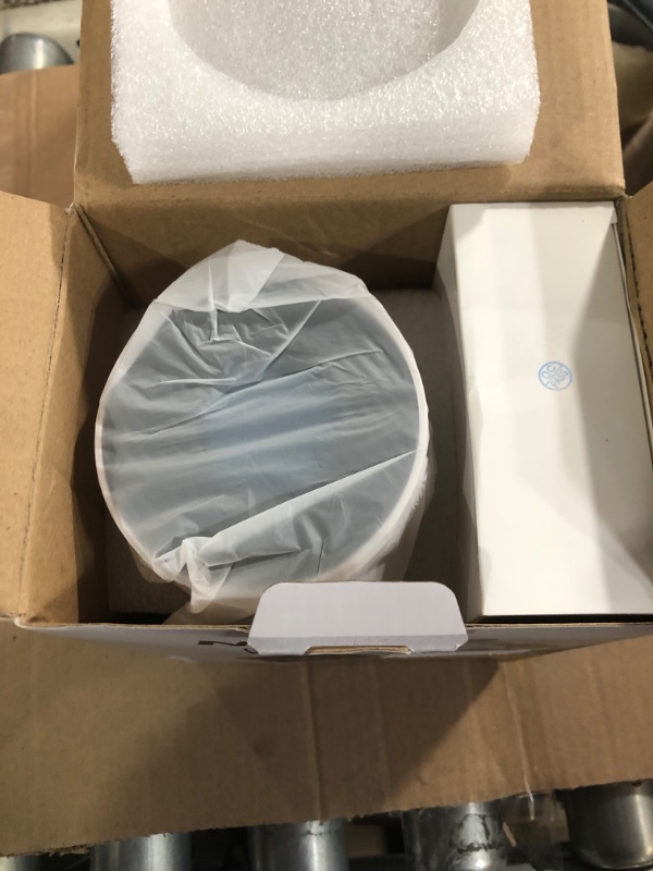 Photo 1 of [2026 Upgraded] Mini Projector Support 4K 1080P FHD Auto Keystone 270° Rotatable with WiFi 6 and Bluetooth 5.2 Projector Portable Compatibile with HDMI/TV Stick/Memory Stick/Laptop,White