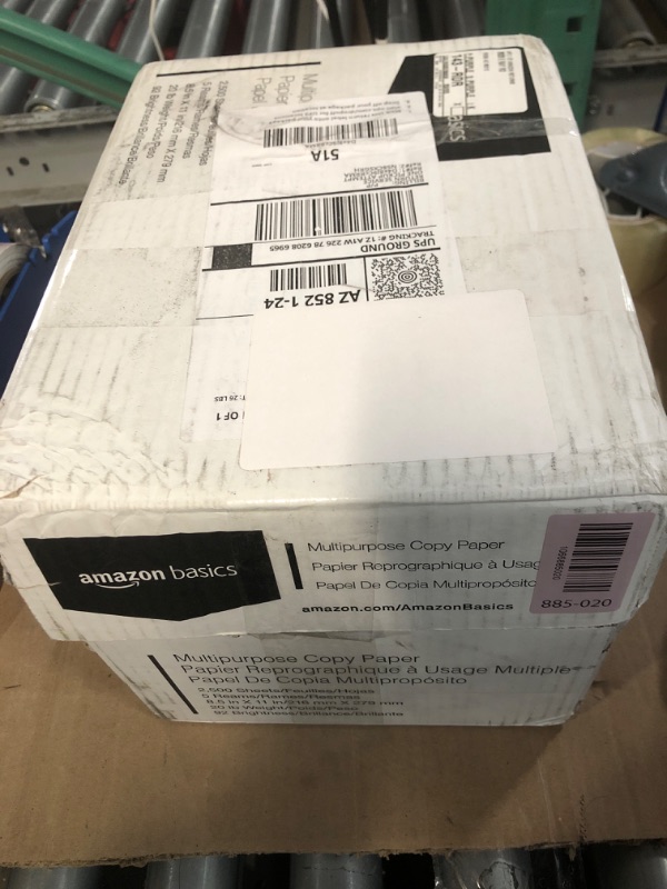 Photo 1 of ***MISSING PARTS*** ***MISSING 1 OUT OF 5 REAMS OF PAPER*** Amazon Basics Multipurpose Copy Printer Paper, 20 lb, 8.5 x 11 Inches, 5 Reams (2,500 Sheets), 92 Bright, White