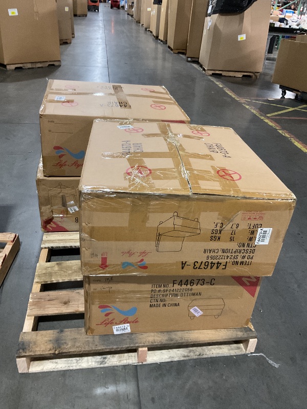 Photo 1 of **SEE NOTES**FOUR OUT OF SEVEN BOXES

***STOCK PHOTO FOR REFERENCE ONLY******TRUCK/TRAILER PICKUP ONLY**modular couch sectional with 2 ottomans