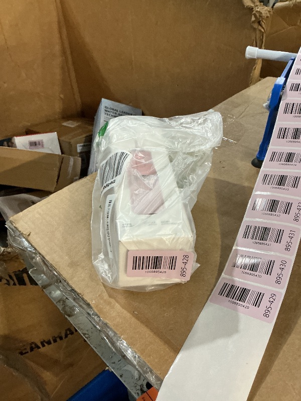 Photo 1 of ***MISSING PARTS***
Electric Water Flosser Cordless for Teeth 3 Modes 4 Jet Tips Cleaning and Flossing Water Dental Portable Floss Irrigator Oral Water Flossed Rechargeable Tonsil Stone Travel Adults