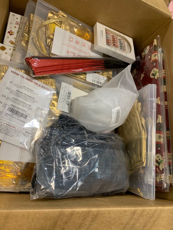 Photo 1 of ***AS IS/ FINAL SALE ***
BUNDLE BOX OF MIXED ITEMS