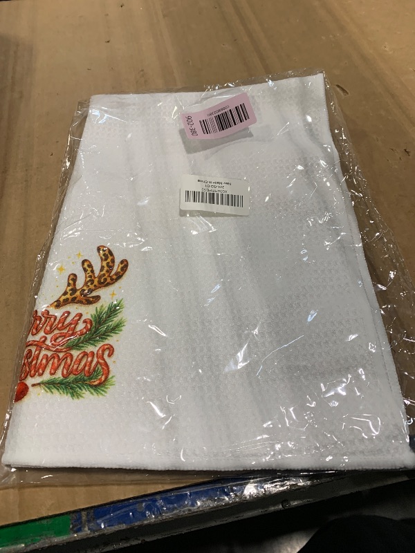 Photo 1 of *USED*
Evcprz Leopard Christmas Reindeer Kitchen Towels, Christmas Deer Dish Tea Towel for Kitchen, Xmas Rudolph The Red Nose Reindeer Holiday Decorative Hand Towels for Bathroom, 16x24 Inches