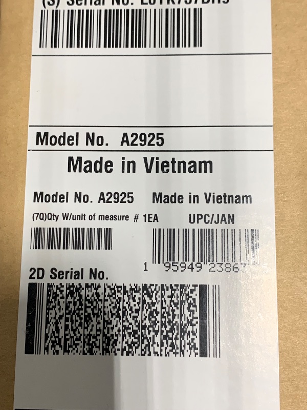 Photo 1 of *** IPAD LOCKED / NO USB CABLE *** Apple iPad Pro 13-Inch (M4): Built for Apple Intelligence, Ultra Retina XDR Display, 256GB, 12MP Front/Back Camera, LiDAR Scanner, Wi-Fi 6E, Face ID, All-Day Battery Life — Space Black