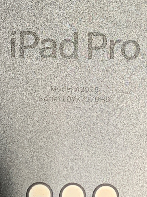 Photo 1 of *** IPAD LOCKED / NO USB CABLE *** Apple iPad Pro 13-Inch (M4): Built for Apple Intelligence, Ultra Retina XDR Display, 256GB, 12MP Front/Back Camera, LiDAR Scanner, Wi-Fi 6E, Face ID, All-Day Battery Life — Space Black