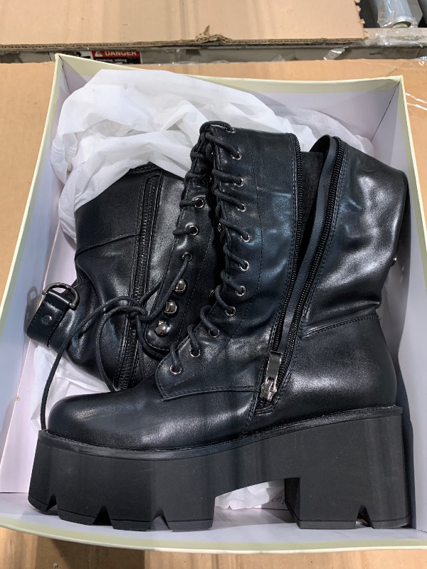 Photo 1 of *** DAMAGE TO THE BOX *** LISHAN Women's Platform Boots Motorcycle Punk Combat Lace Up Zipper Knee High Boots With Chains Chunky Thick Block Heels Daily Cosplay Gothic Party Shoes Black Size 7