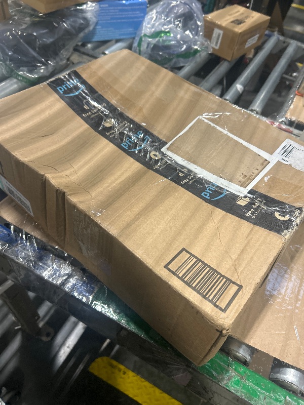 Photo 1 of APPASO Square Kitchen Faucet Black, S304 Stainless Steel Modern Sink Faucets with Pull Out Sprayer 2 Modes, Single Handle Faucet Kitchen for RV Bar Sink